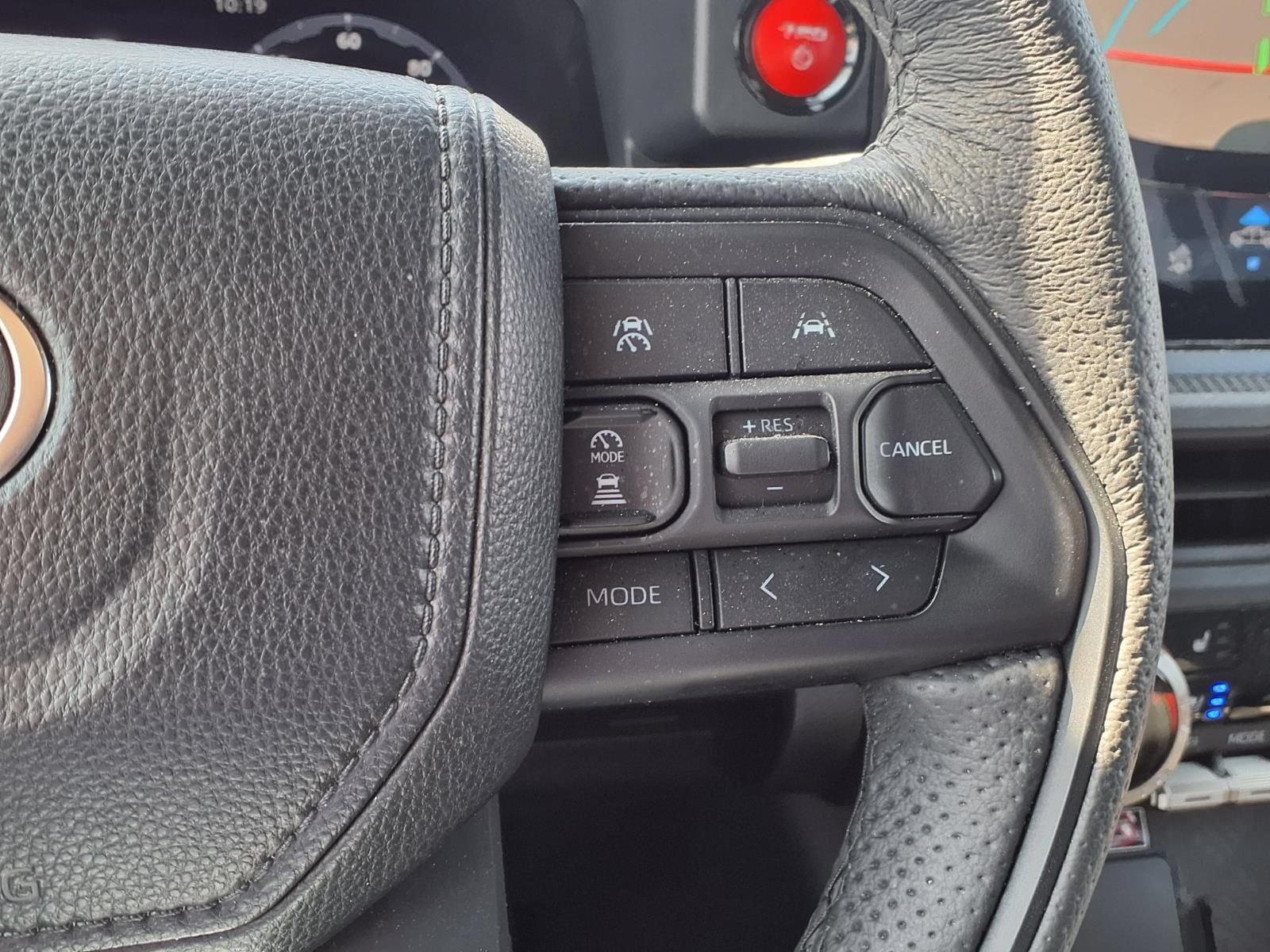 Certified 2025 Toyota Tacoma TRD Pro AWD/4WD image 23