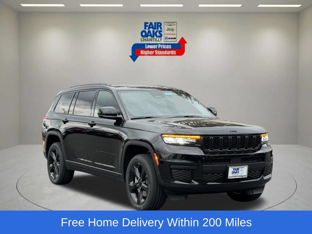 New 2025 Jeep Grand Cherokee L Laredo AWD/4WD image 1