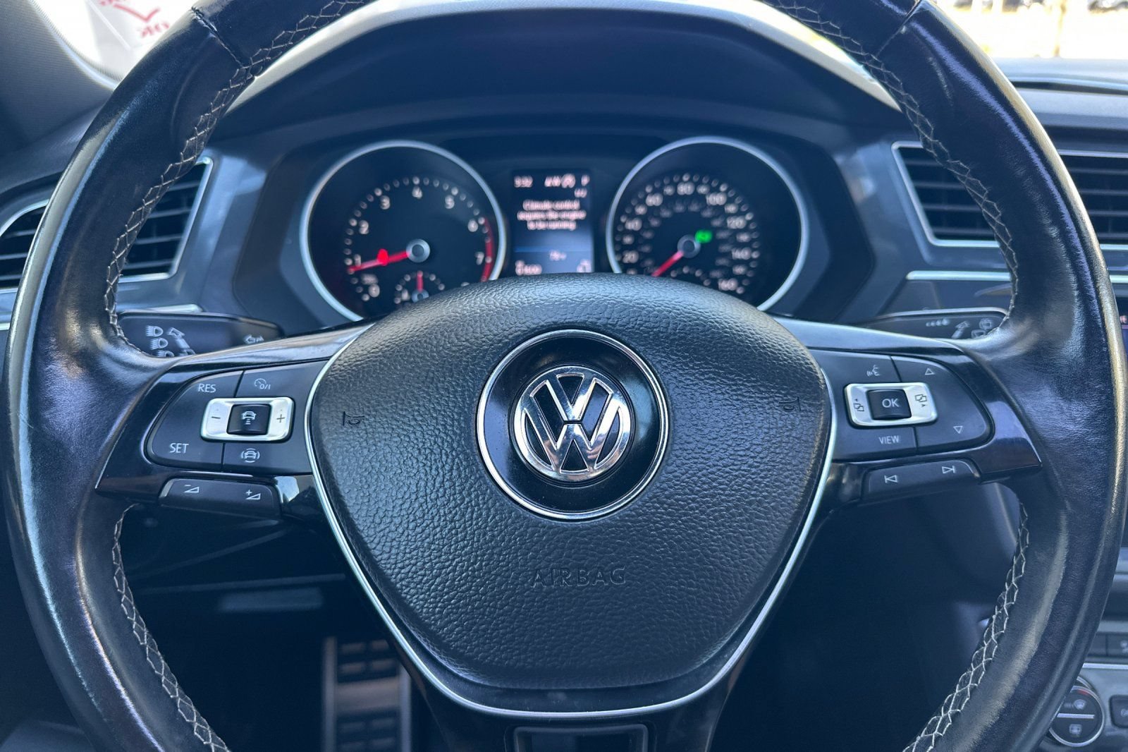 Used 2021 Volkswagen Tiguan SE R-Line AWD/4WD image 22