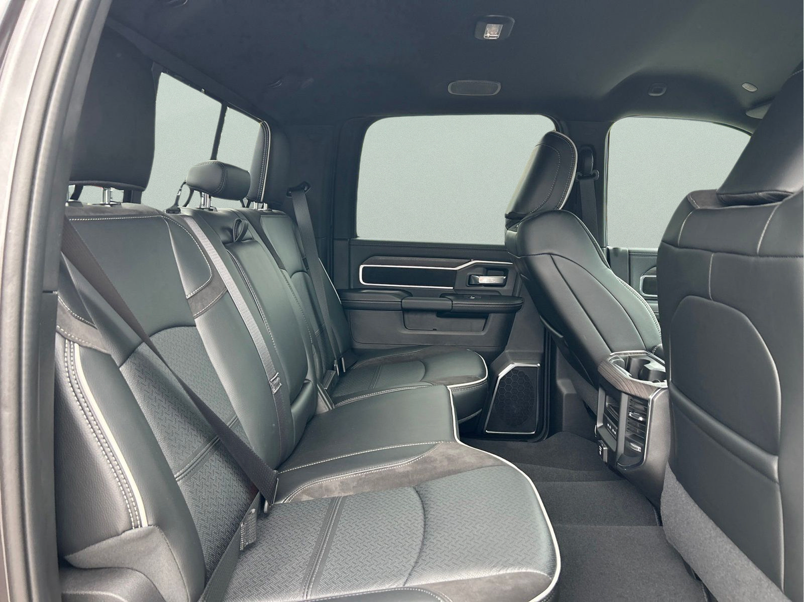 New 2026 RAM 3500 Laramie w/ Night Edition AWD/4WD image 11