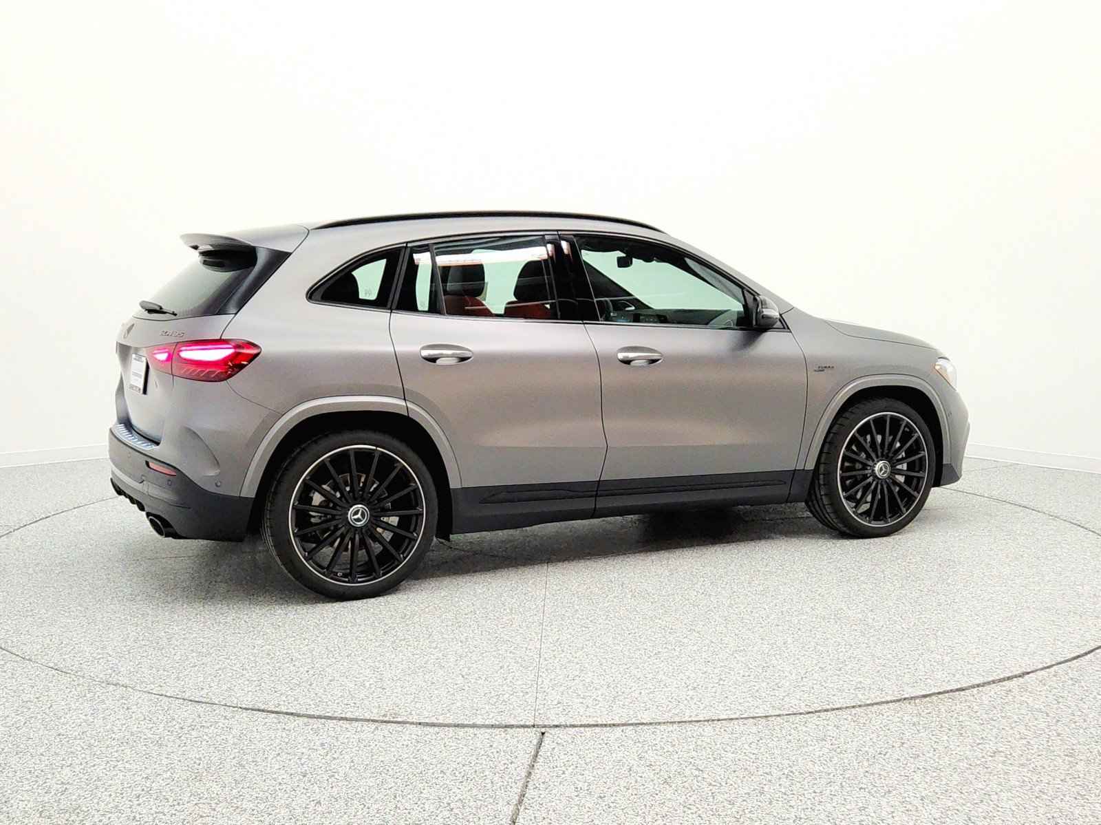 New 2026 Mercedes-Benz GLA 35 AMG 4MATIC image 5