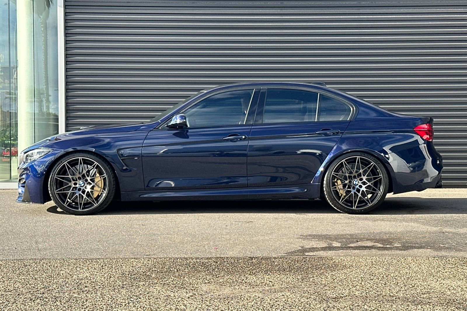 Used 2018 BMW M3 Base image 2