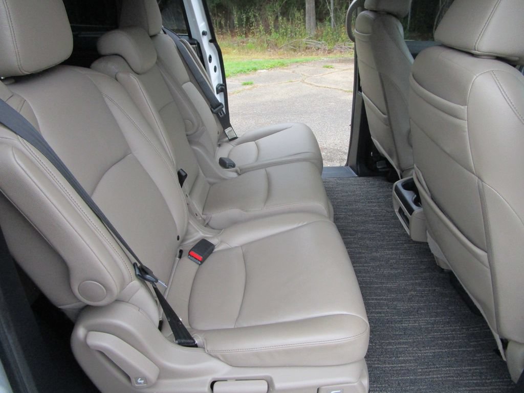 Used 2021 Honda Odyssey Touring image 18