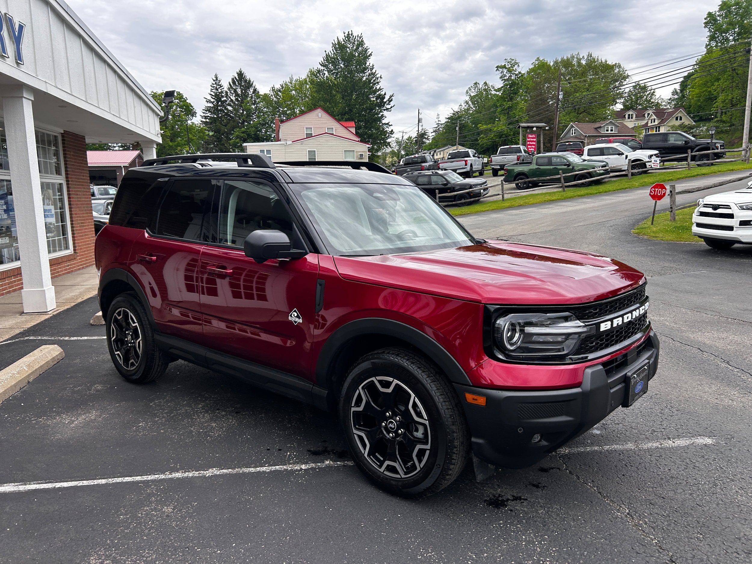 Used 2025 Ford Bronco Sport Outer Banks w/ Outer Banks Tech Package+ AWD/4WD image 14