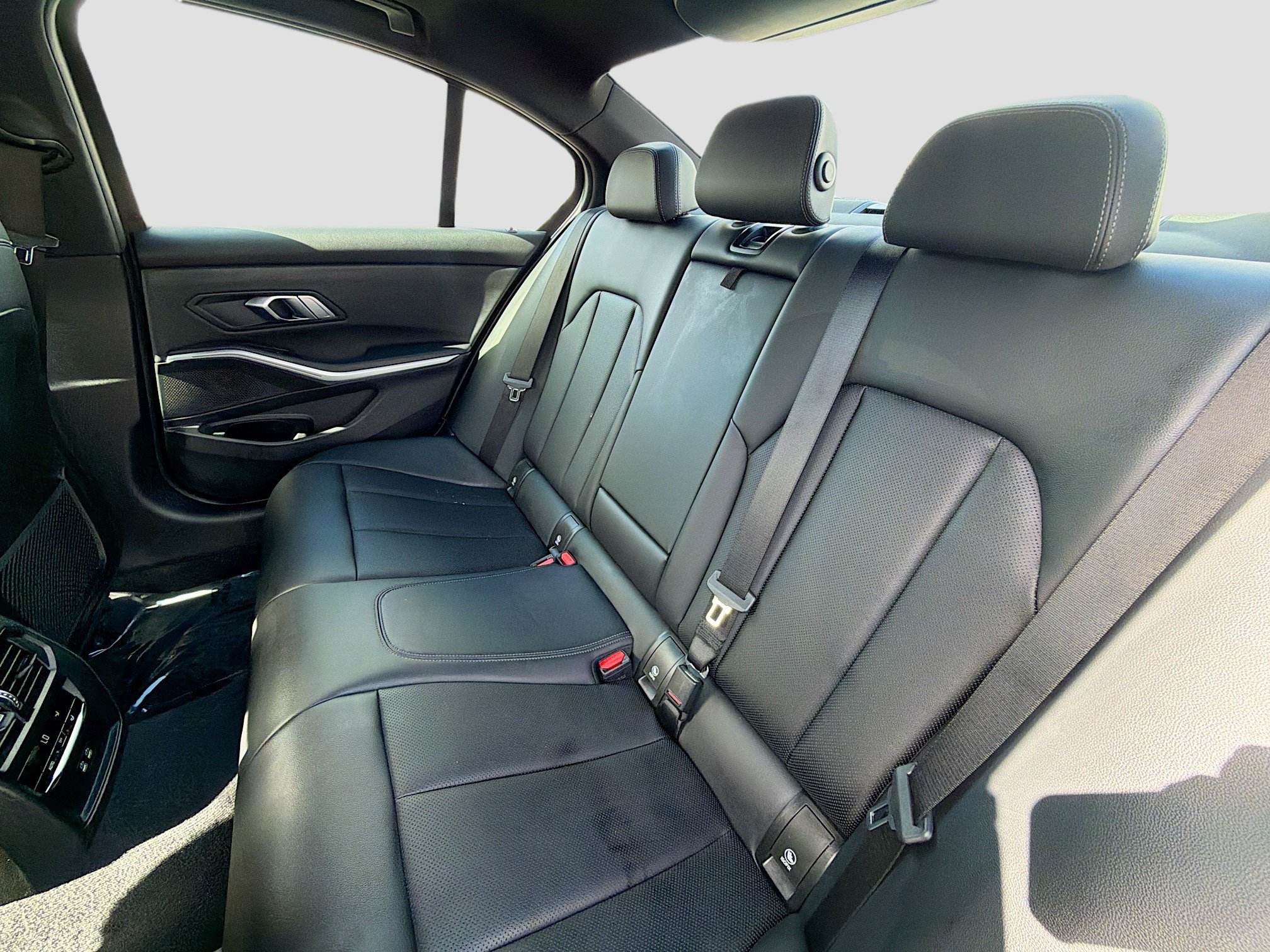 Used 2023 BMW 330i xDrive Sedan w/ Premium Package AWD/4WD image 19