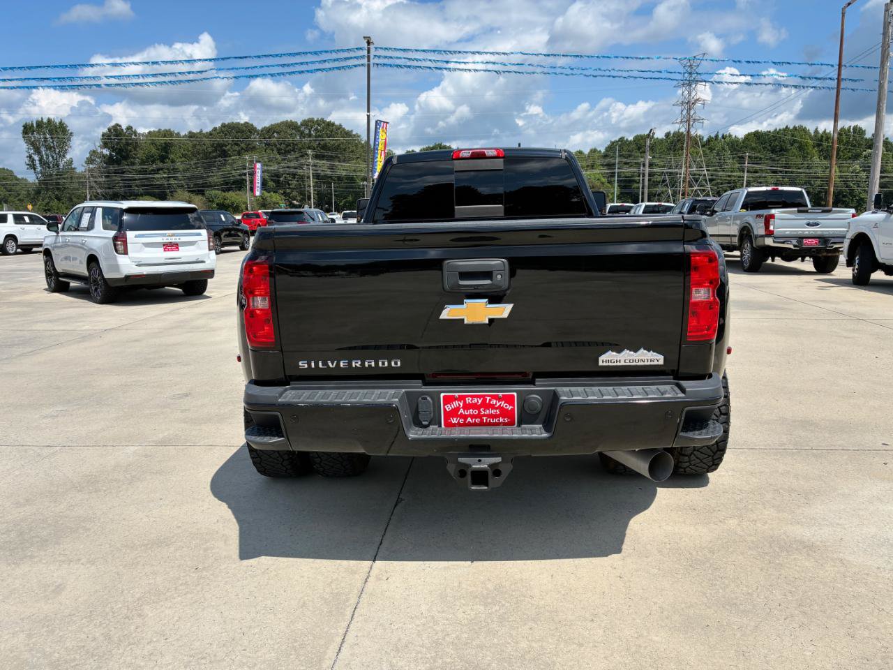 Used 2015 Chevrolet Silverado 3500 High Country w/ Duramax Plus Package AWD/4WD image 6