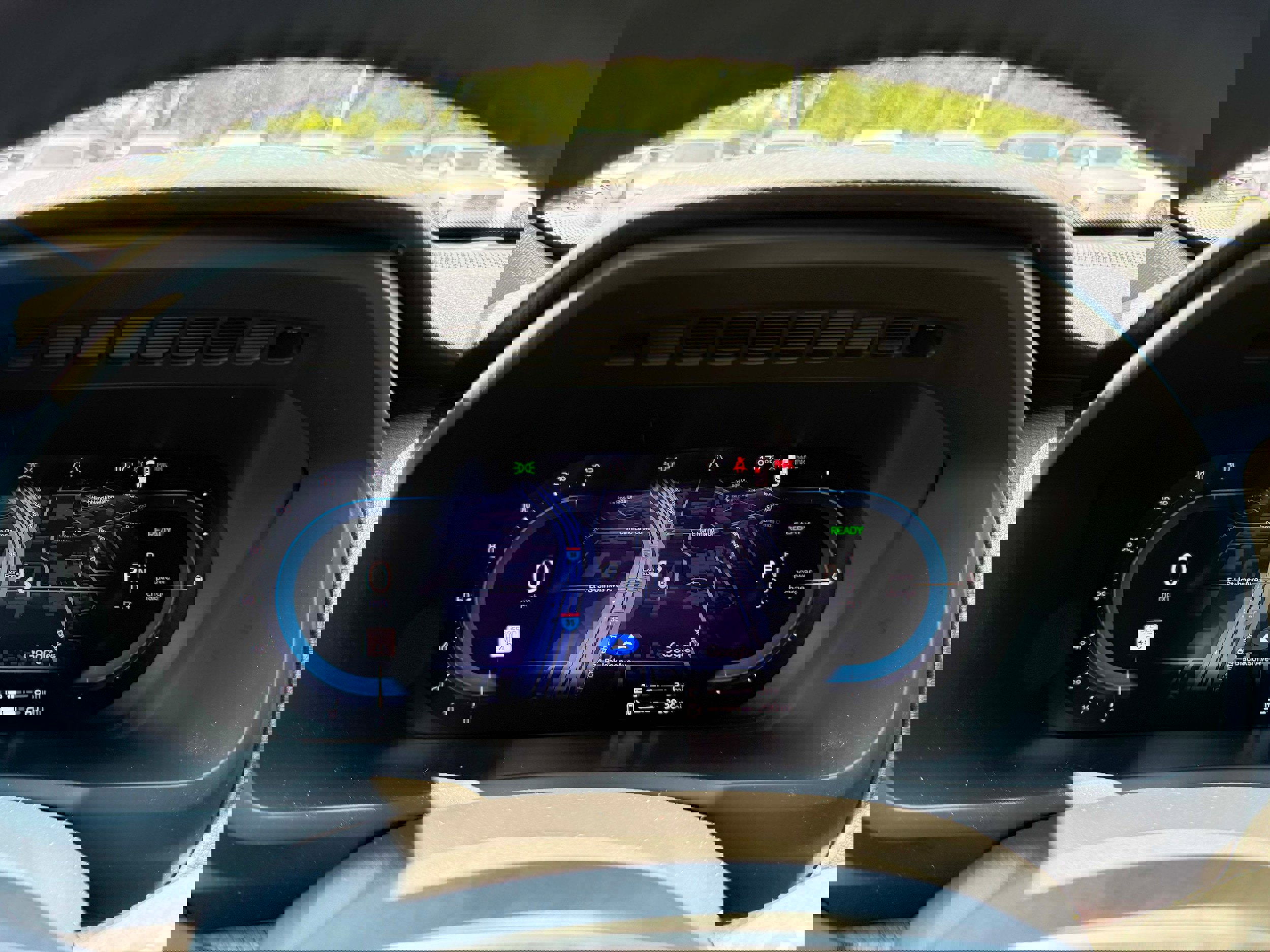 Certified 2025 Volvo XC90 T8 Plus w/ Protection Package Premier image 16