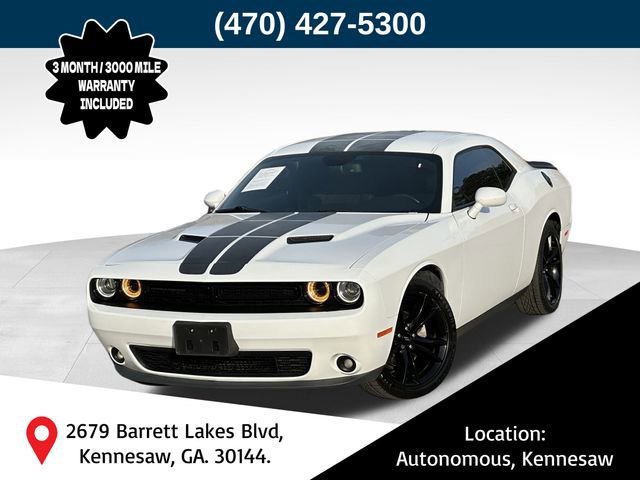 Used 2017 Dodge Challenger SXT w/ Blacktop Package image 1