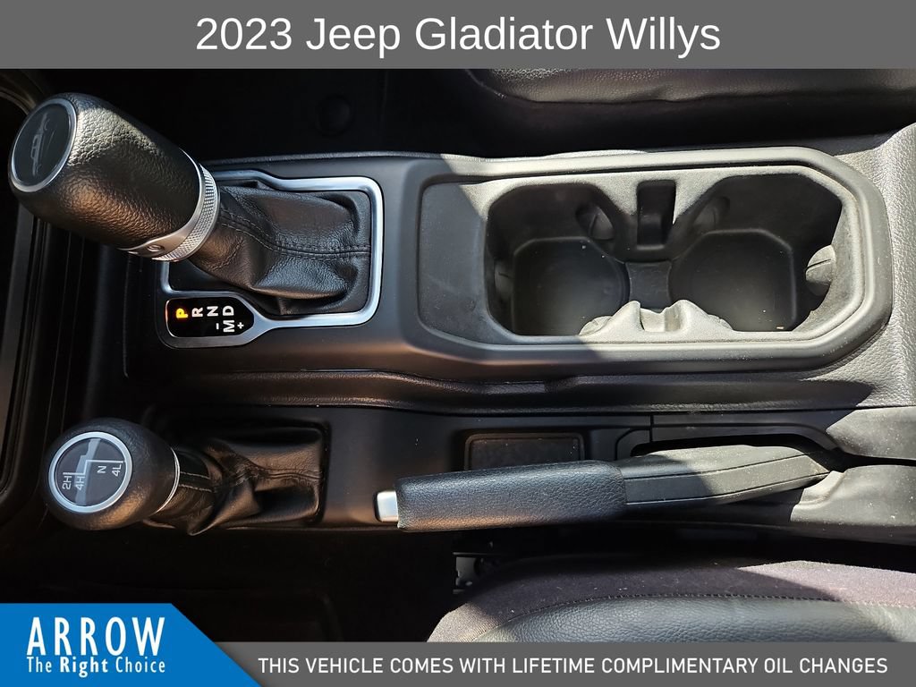 Used 2023 Jeep Gladiator Sport AWD/4WD image 28