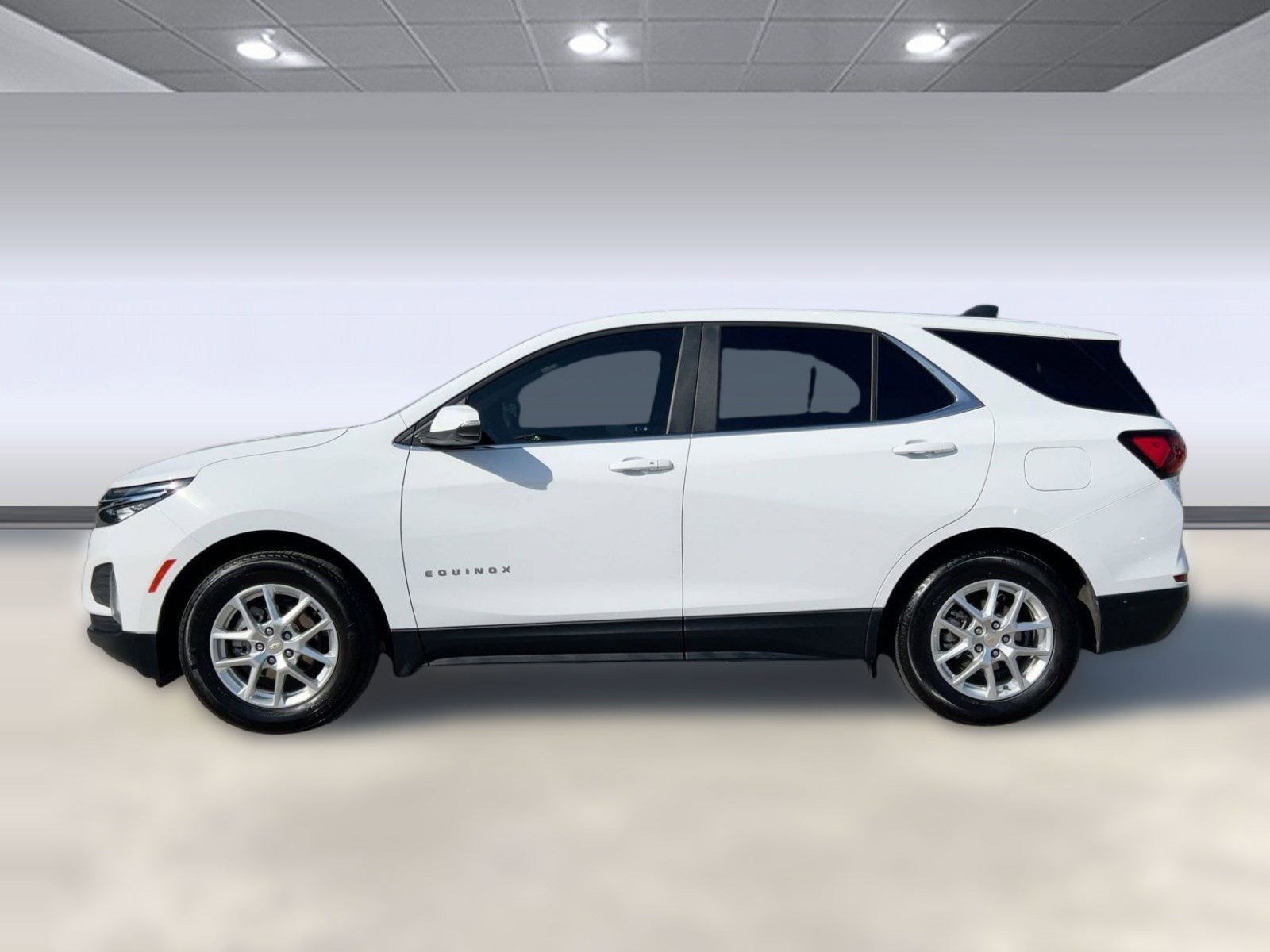 Certified 2024 Chevrolet Equinox LT image 2
