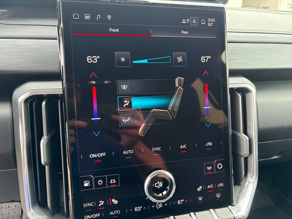 New 2026 GMC Acadia Elevation w/ LPO, Floor Liner Package FWD image 29