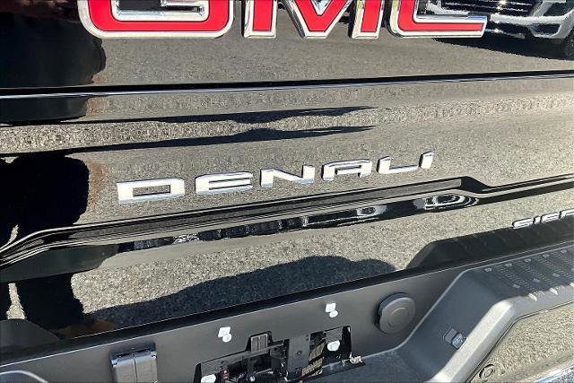 New 2026 GMC Sierra 1500 Denali w/ Denali Reserve Package image 12