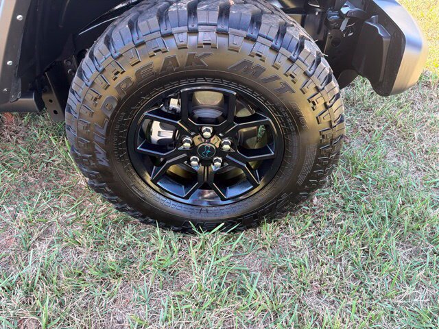 Used 2024 Jeep Wrangler Unlimited AWD/4WD image 31