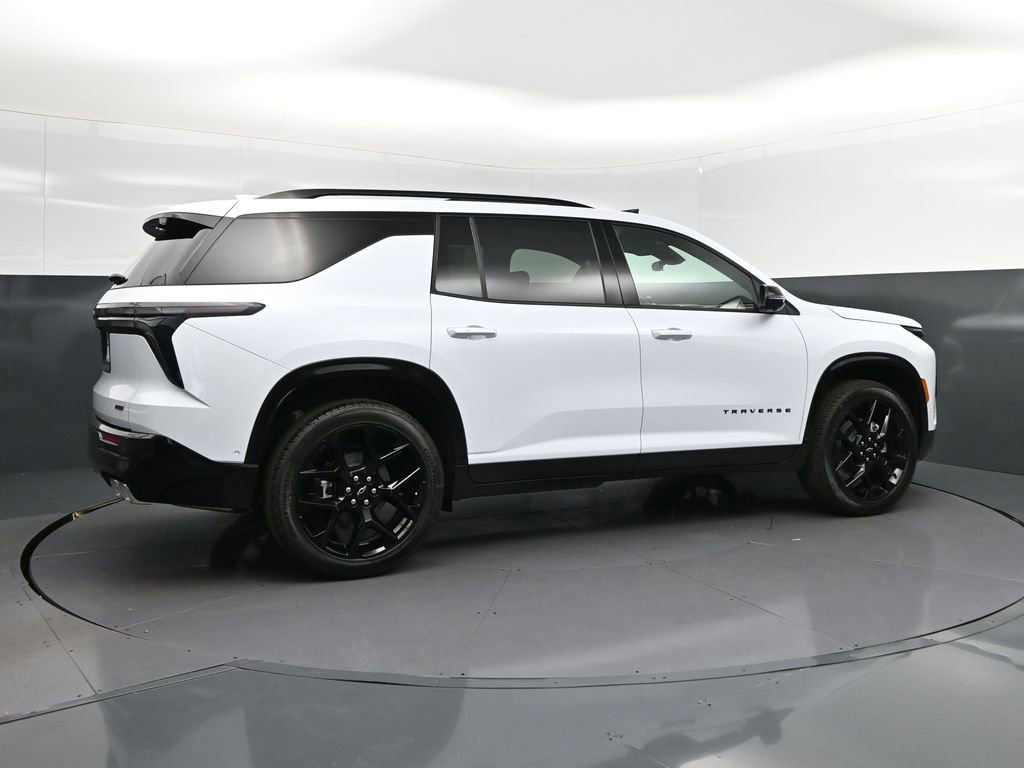 New 2026 Chevrolet Traverse RS FWD image 8