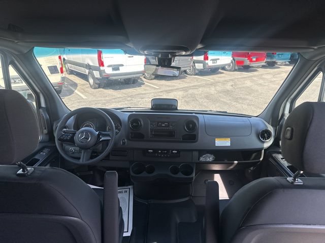 New 2025 Mercedes-Benz Sprinter 2500 image 20