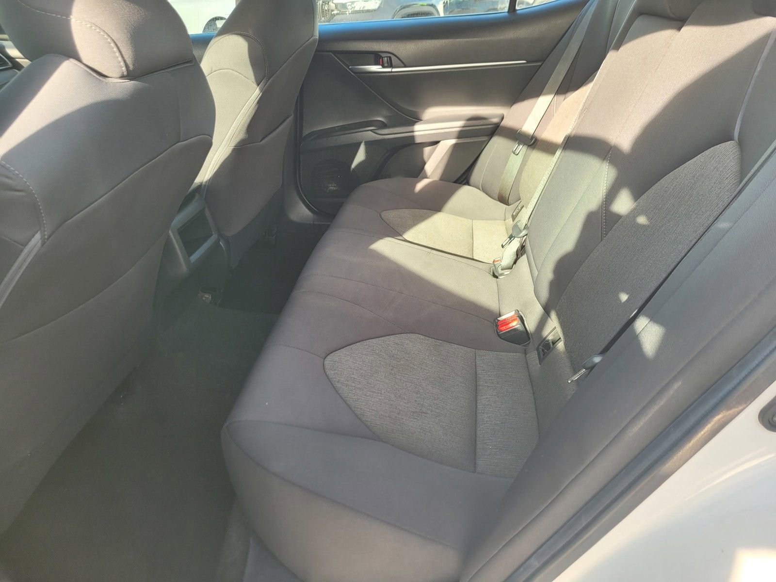 Used 2021 Toyota Camry LE image 11