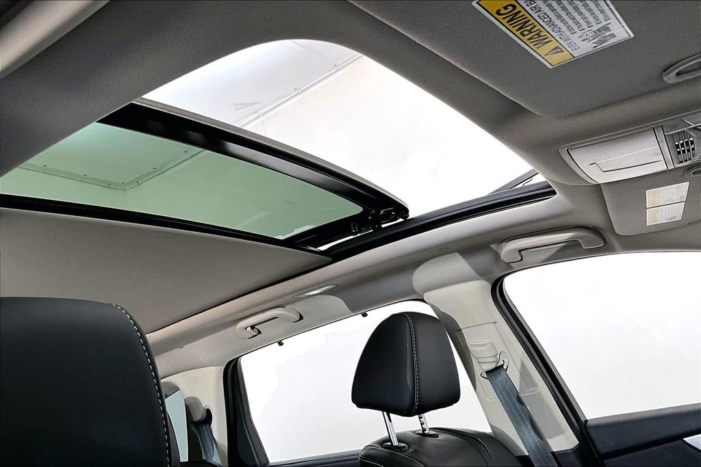 Certified 2024 Acura MDX FWD w/ Technology Package image 21