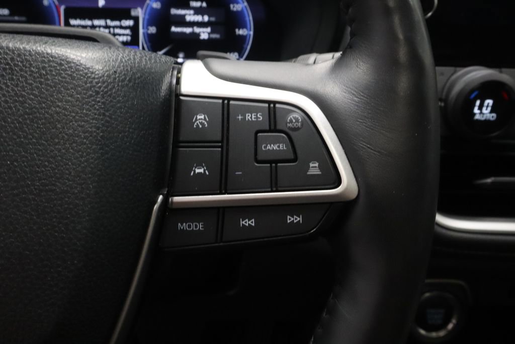 Used 2024 Toyota Grand Highlander AWD image 30