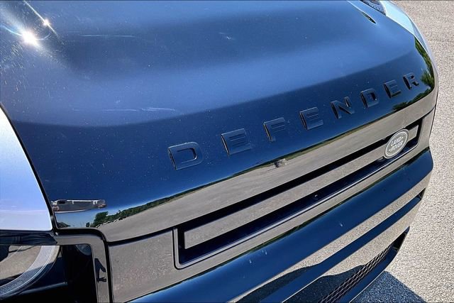 Used 2024 Land Rover Defender 110 X AWD/4WD image 28