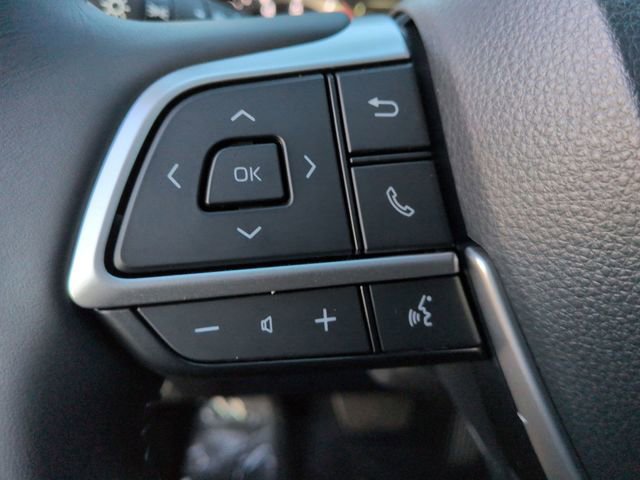 Certified 2026 Toyota Highlander XLE image 18