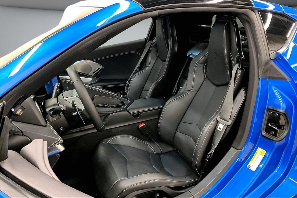 Used 2024 Chevrolet Corvette Stingray Preferred Cpe w/ Z51 Performance Package image 20