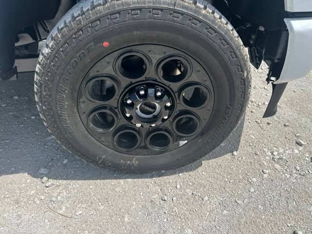 New 2026 Ford F350 Lariat w/ Black Appearance Package AWD/4WD image 9
