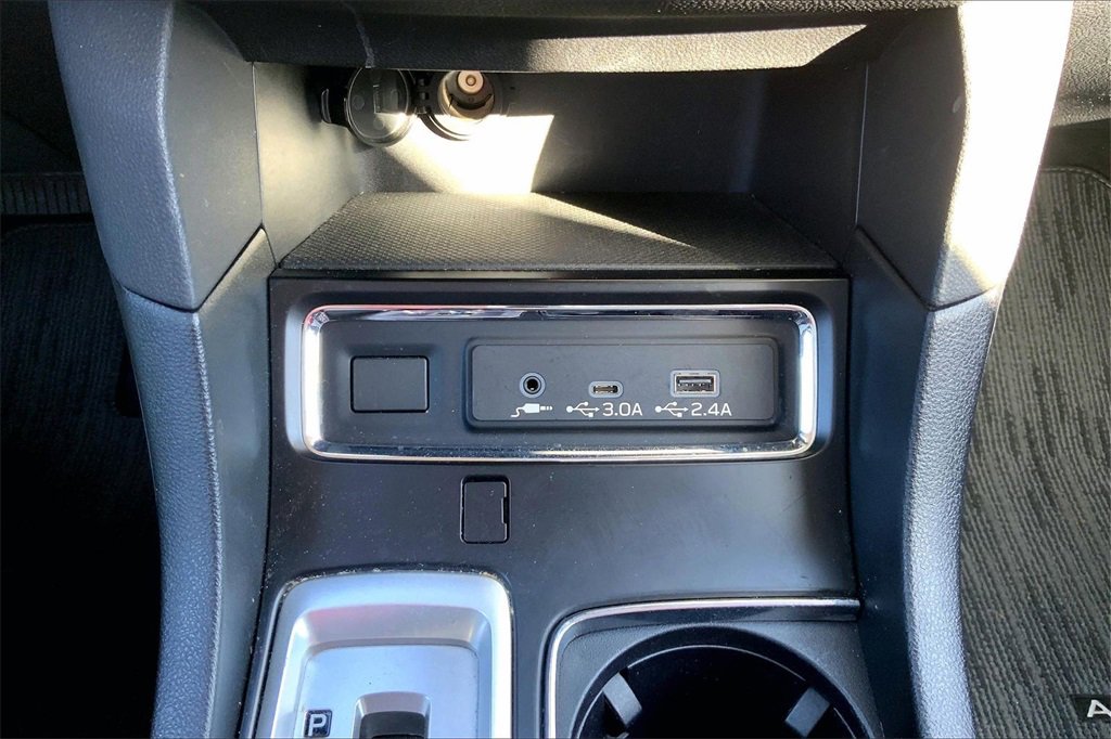 Used 2023 Subaru Ascent Premium w/ Convenience Package image 15