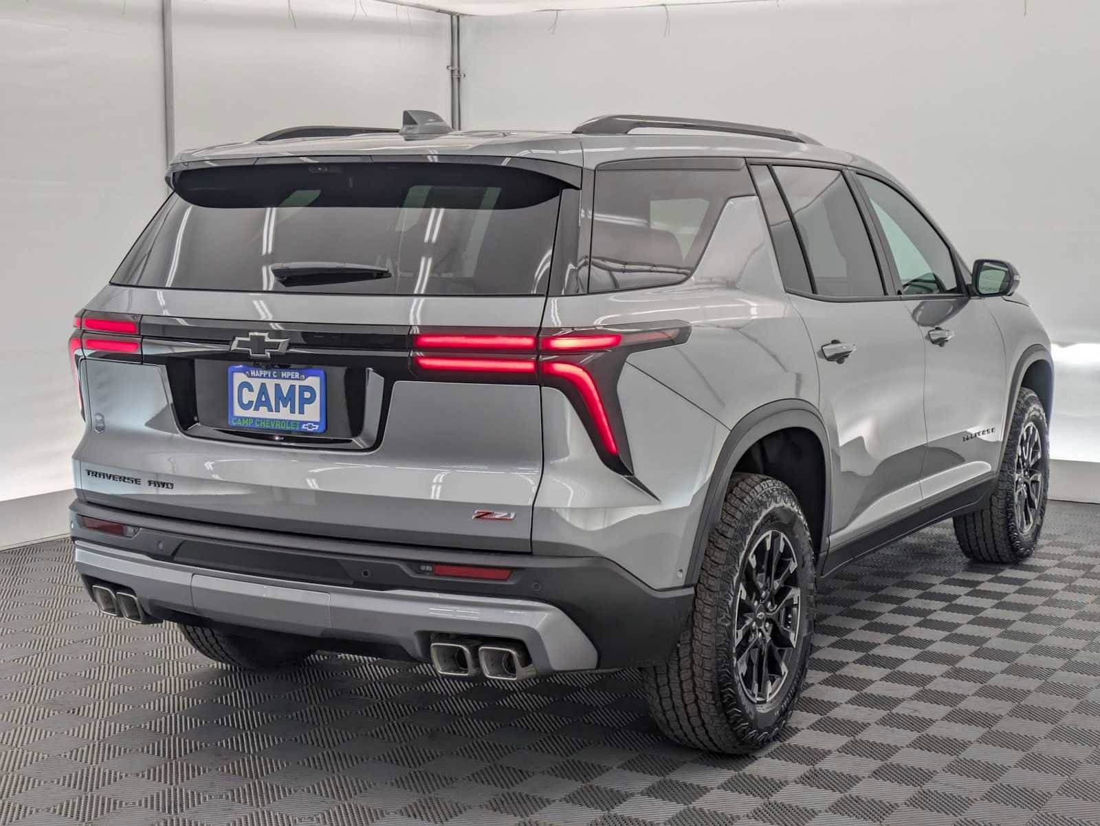 New 2026 Chevrolet Traverse Z71 w/ Enhanced Driving Package AWD/4WD image 6
