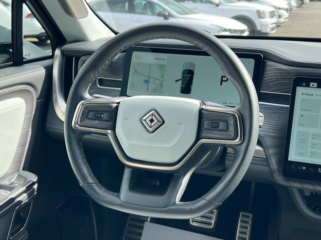 Used 2023 Rivian R1S Adventure image 16