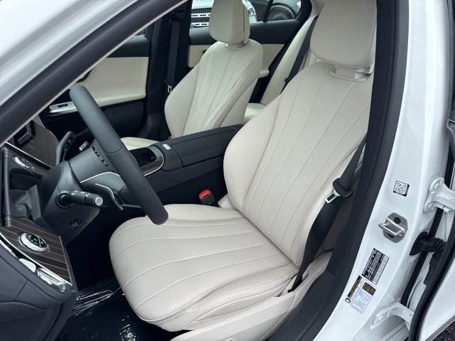 New 2025 Mercedes-Benz E 350 Sedan image 8
