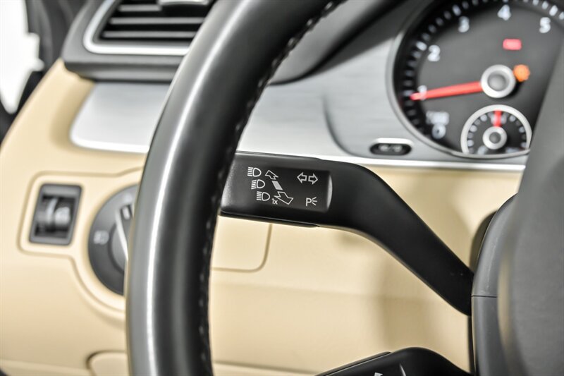 Used 2013 Volkswagen CC R-Line FWD image 22