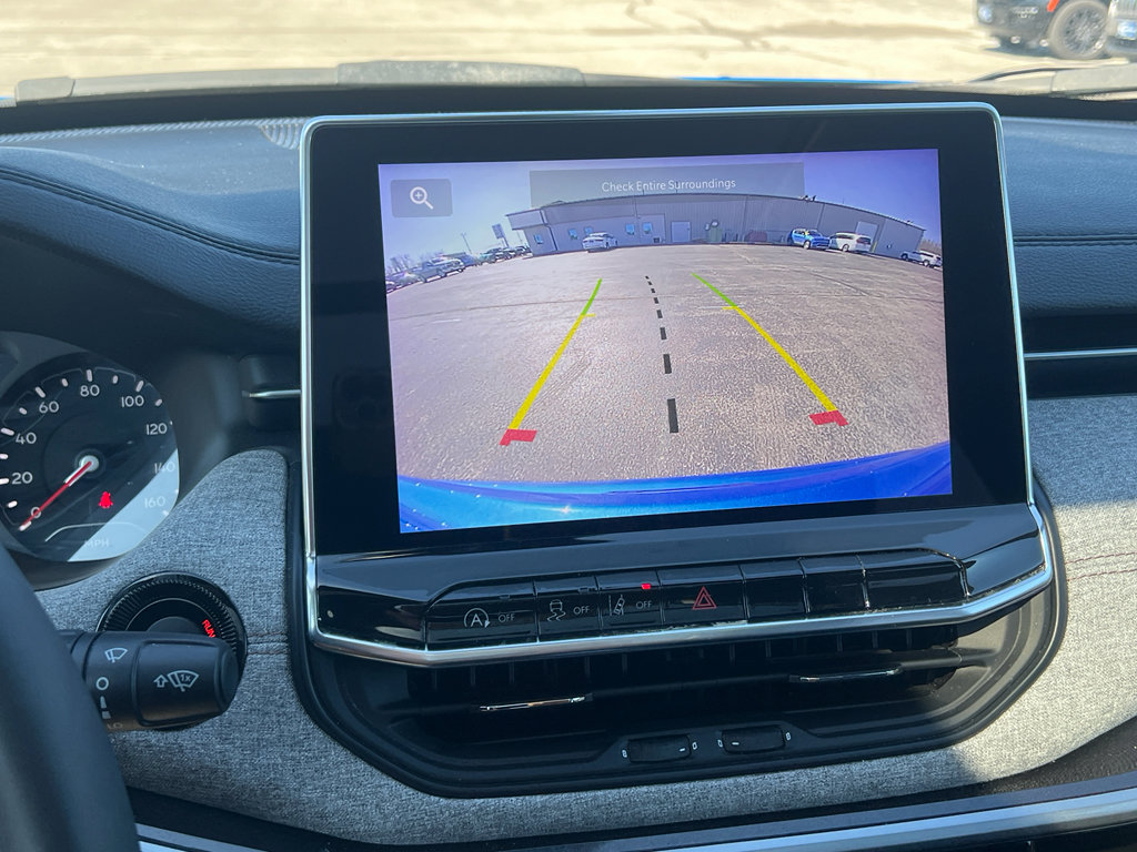 Used 2023 Jeep Compass Latitude w/ Sun and Sound Group image 26