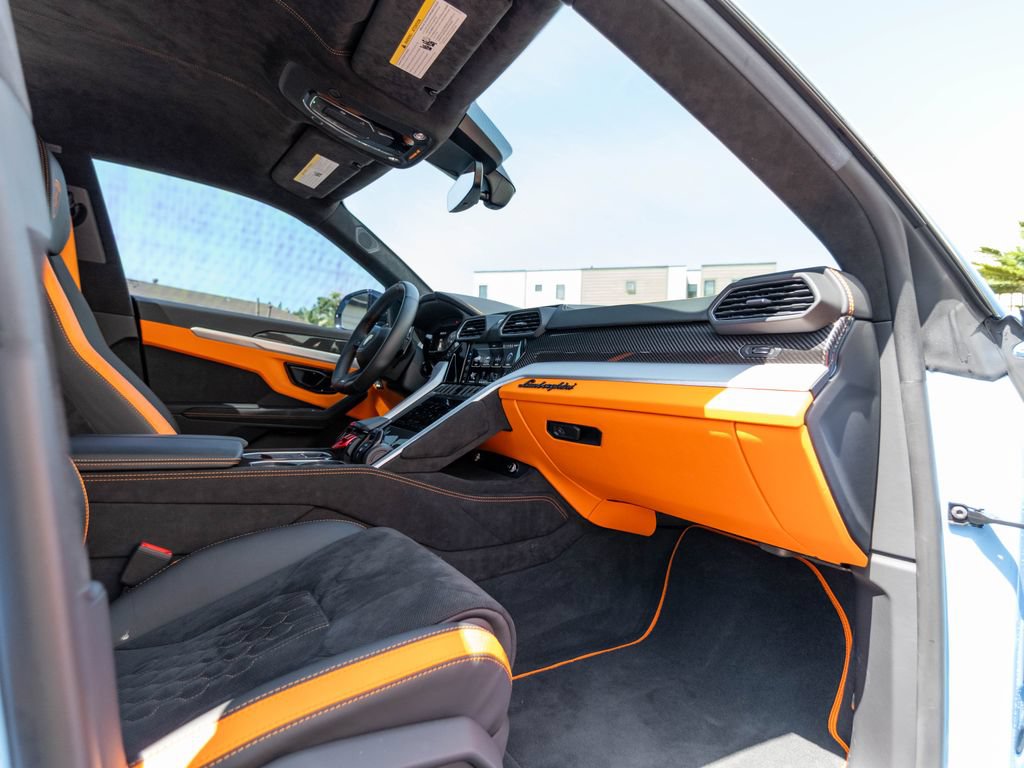 Used 2024 Lamborghini Urus S AWD/4WD image 27