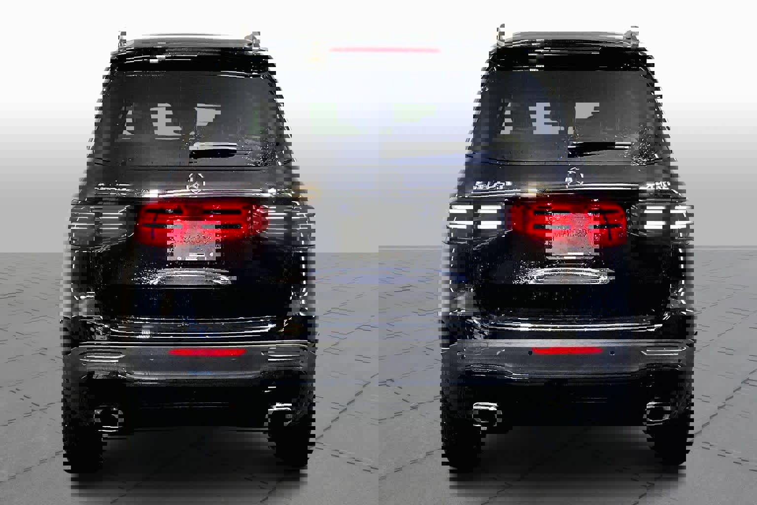 New 2026 Mercedes-Benz GLB 250 4MATIC image 4