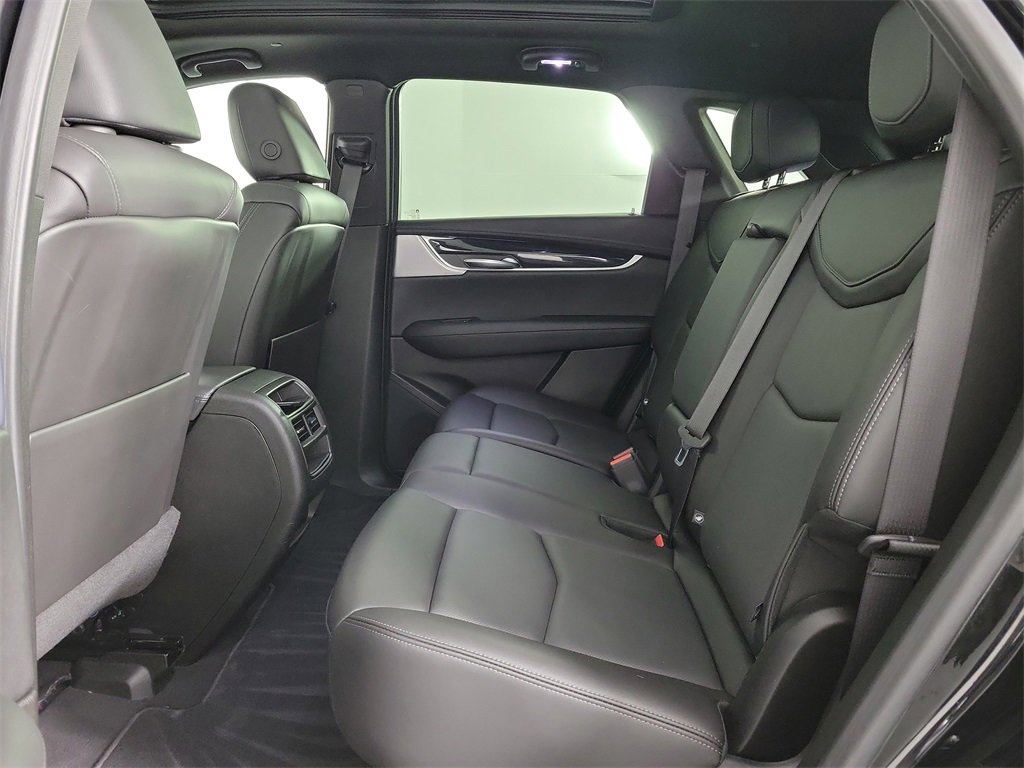 Certified 2024 Cadillac XT5 Premium Luxury w/ Technology Package image 11