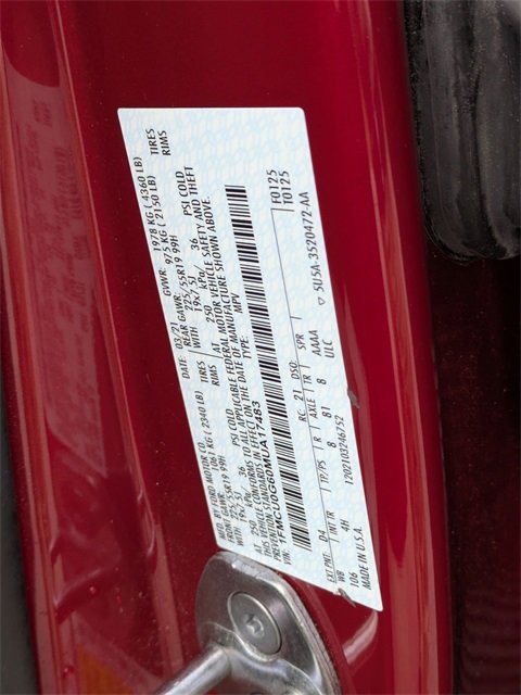 Used 2021 Ford Escape SE w/ SE Sport Appearance Package image 36