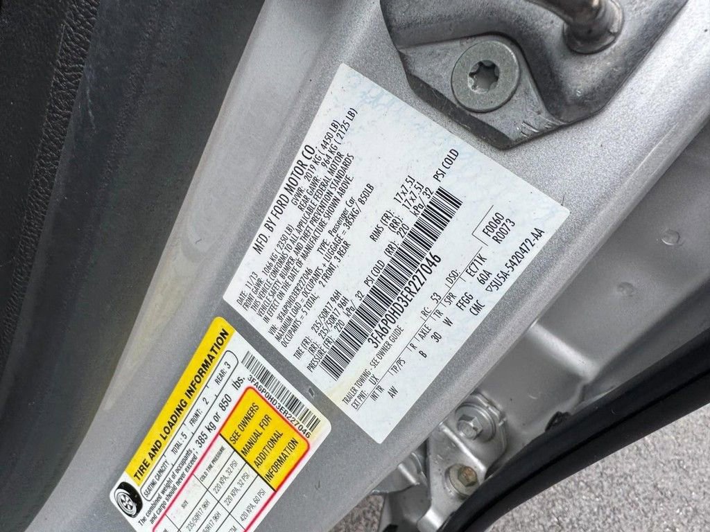 Used 2014 Ford Fusion SE FWD image 21