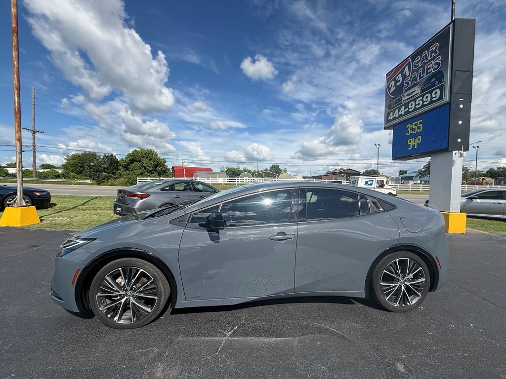 Used 2024 Toyota Prius Limited w/ Limited Premium Package AWD/4WD image 7
