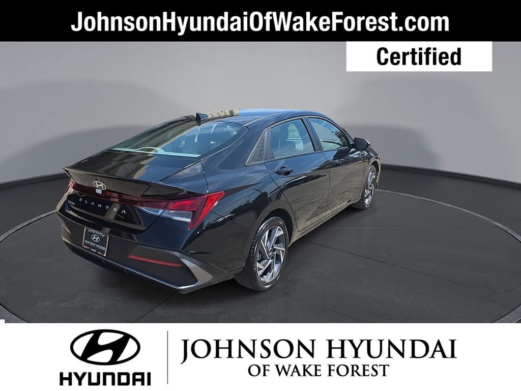 Certified 2025 Hyundai Elantra Sport FWD image 13