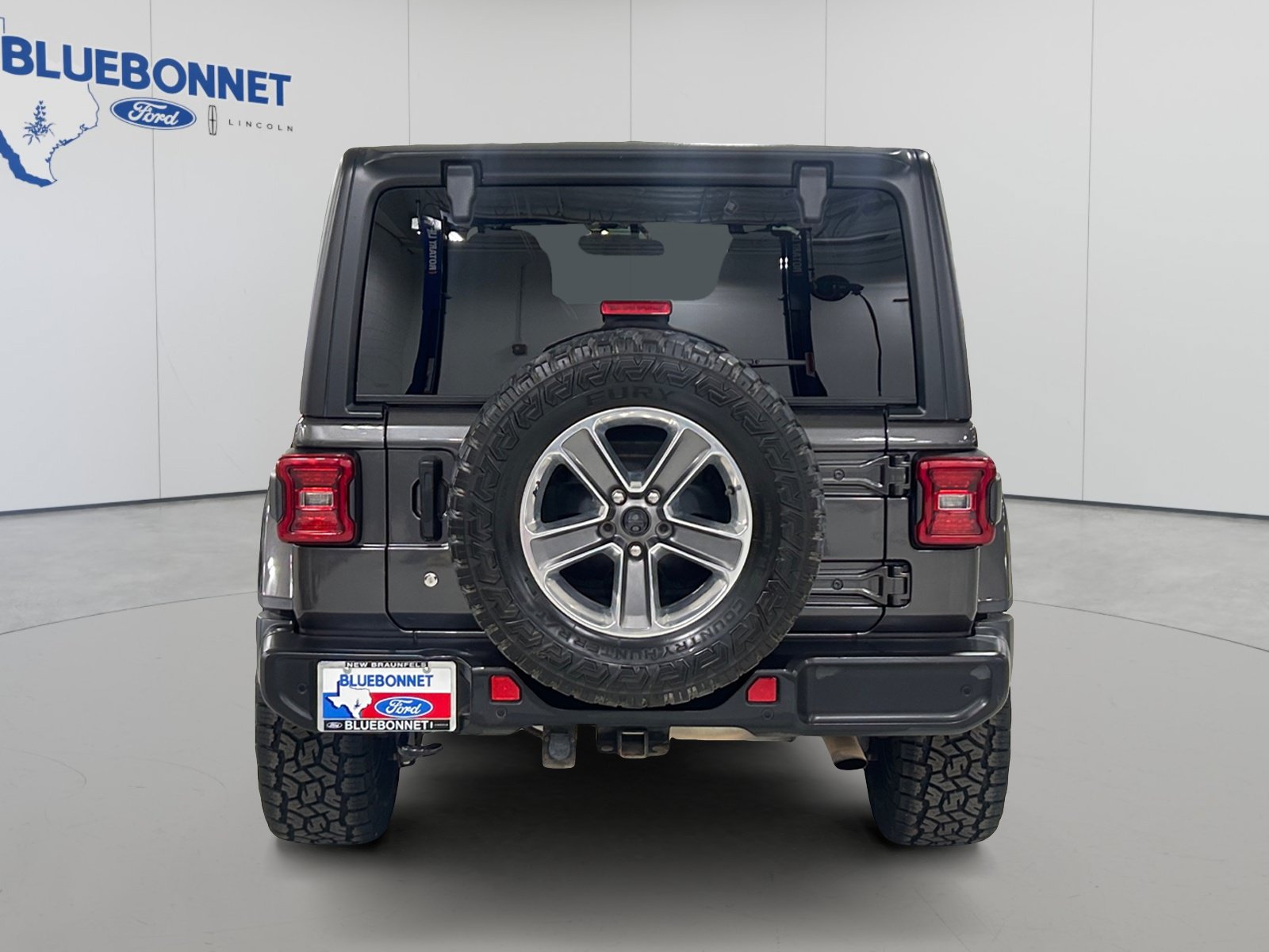 Used 2019 Jeep Wrangler Unlimited Sahara w/ Safety Group AWD/4WD image 6
