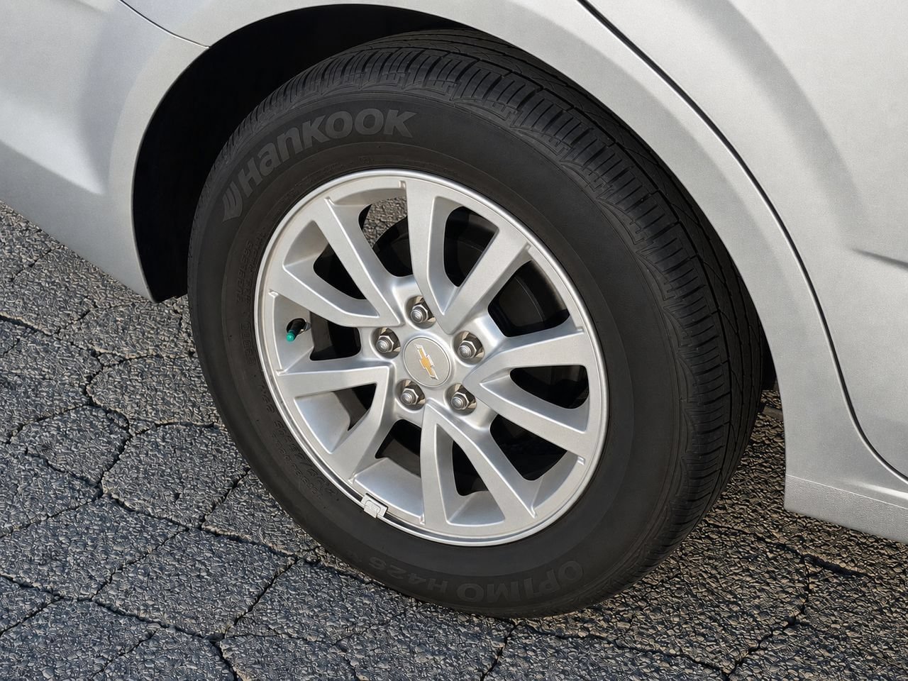 Certified 2019 Chevrolet Sonic LT w/ Convenience Package FWD image 8