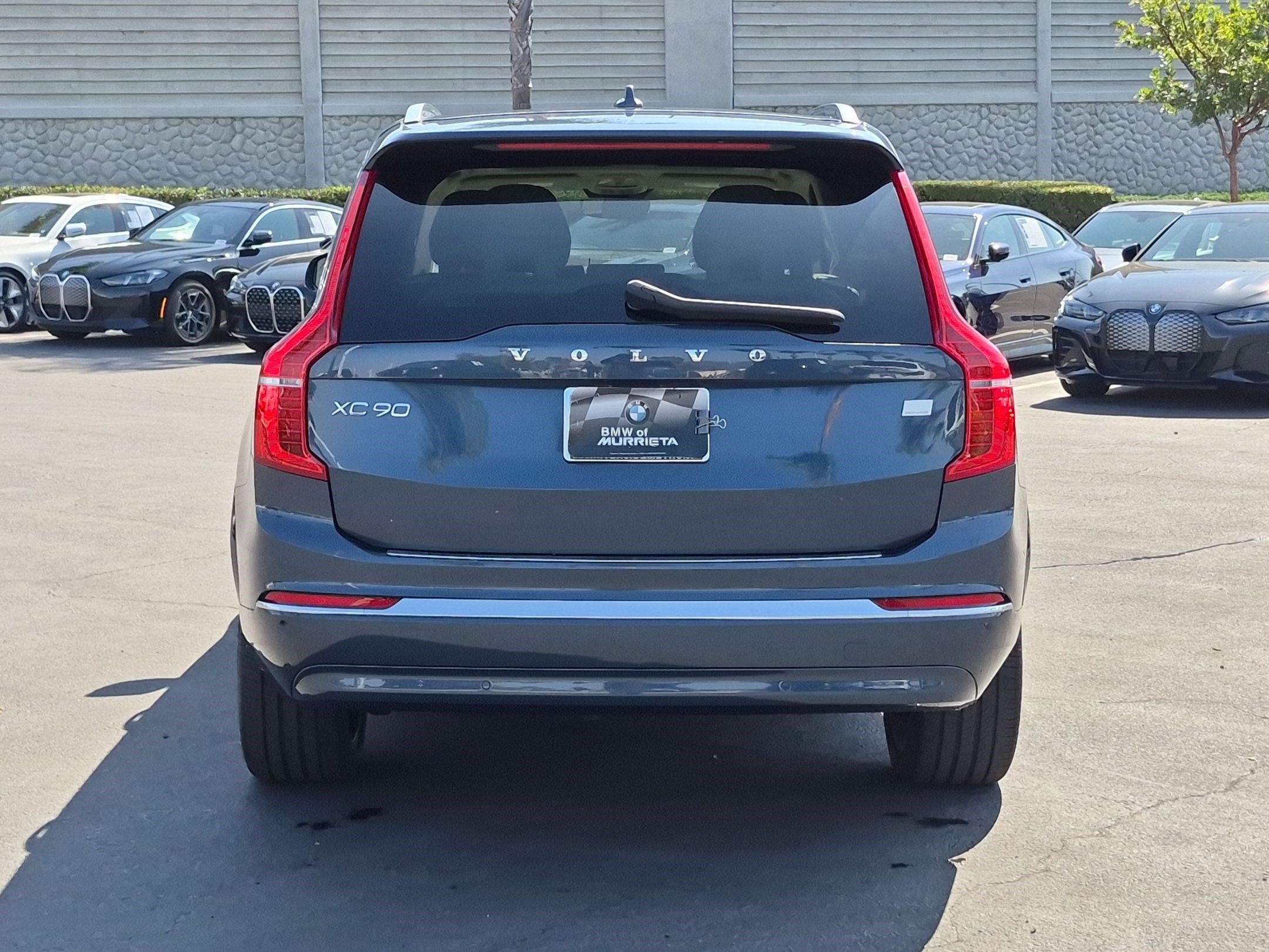 Used 2023 Volvo XC90 T8 Ultimate w/ Lounge Package AWD/4WD image 9
