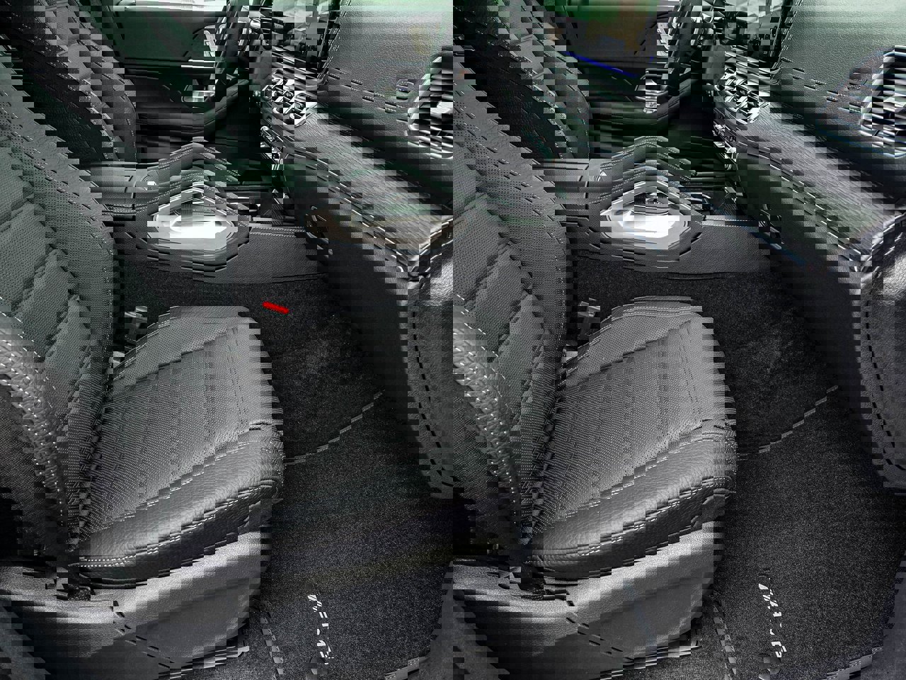 New 2026 Mercedes-Benz GLS 580 4MATIC image 44