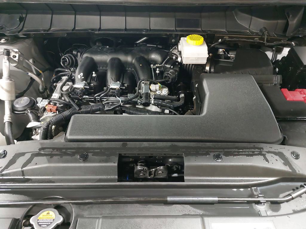 Used 2025 Nissan Pathfinder SV image 32