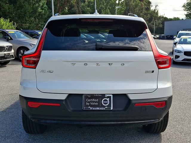 Certified 2024 Volvo XC40 B5 Plus w/ Protection Package Premier AWD/4WD image 5