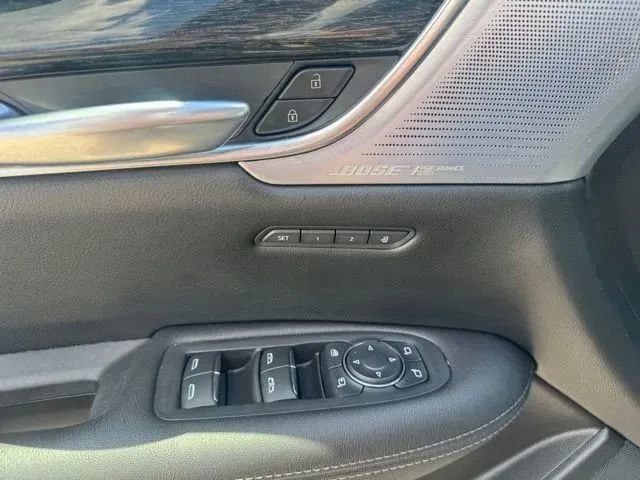 Used 2021 Cadillac XT5 Premium Luxury AWD/4WD image 13