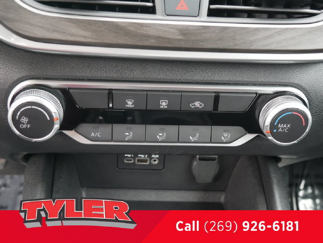 Used 2025 Nissan Altima 2.5 SV FWD image 27