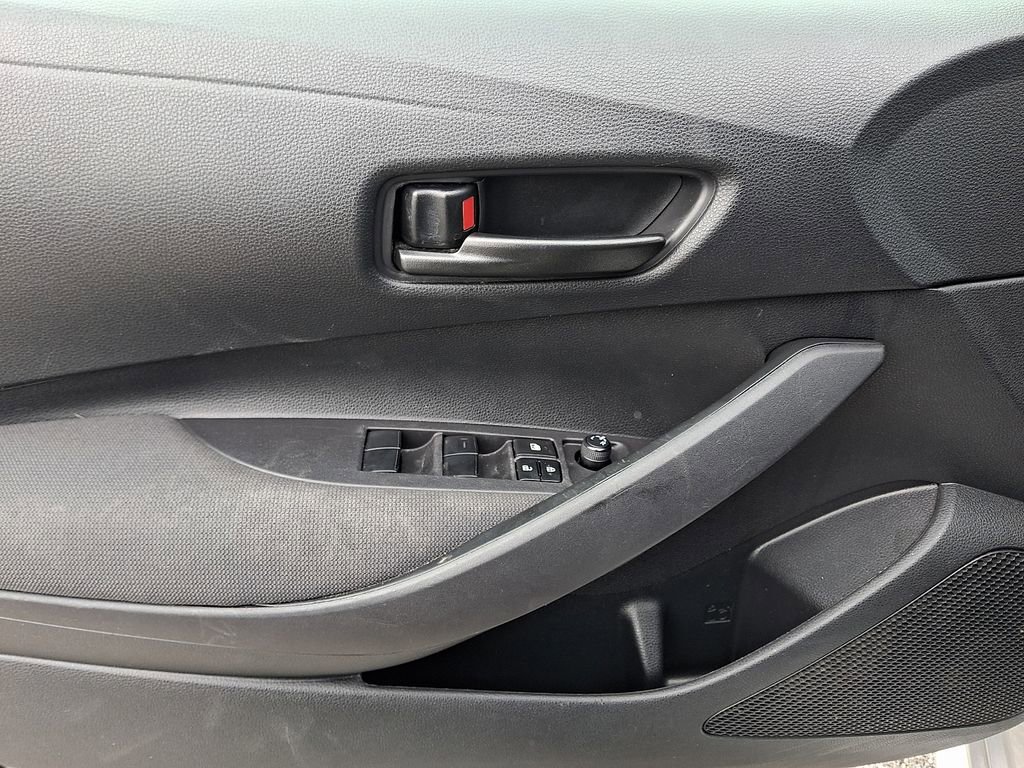 Used 2024 Toyota Corolla LE FWD image 12