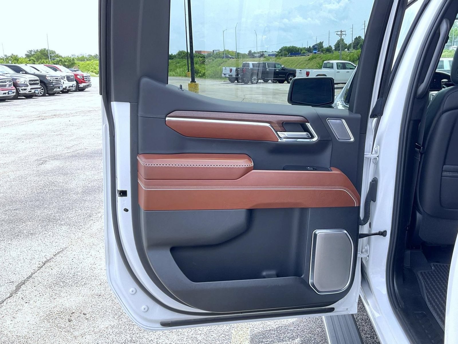 Certified 2024 GMC Sierra 1500 Denali Ultimate AWD/4WD image 20