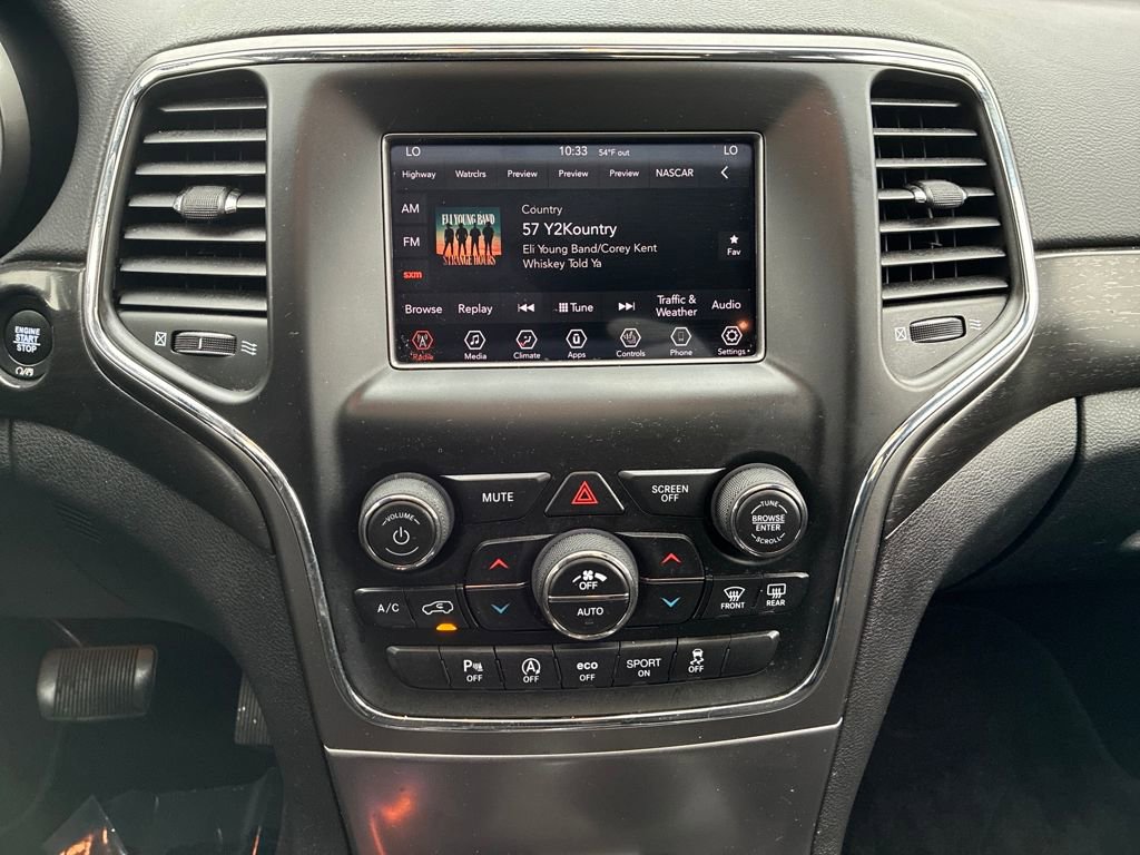 Used 2018 Jeep Grand Cherokee Laredo image 19